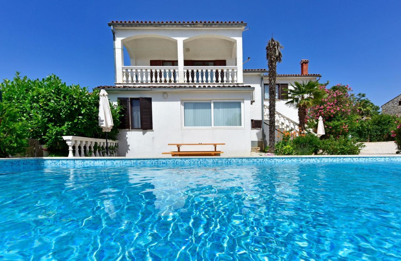 Apartments Ella Пореч Екстер'єр фото